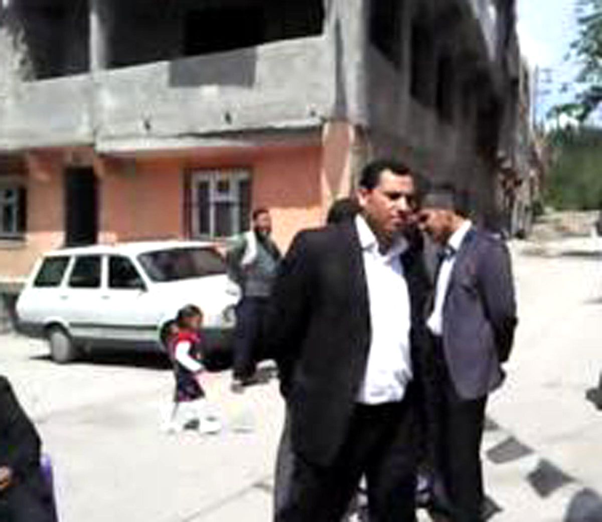 Kayıp Kızın Cesedi Evinin Yakınına Atıldı (3)