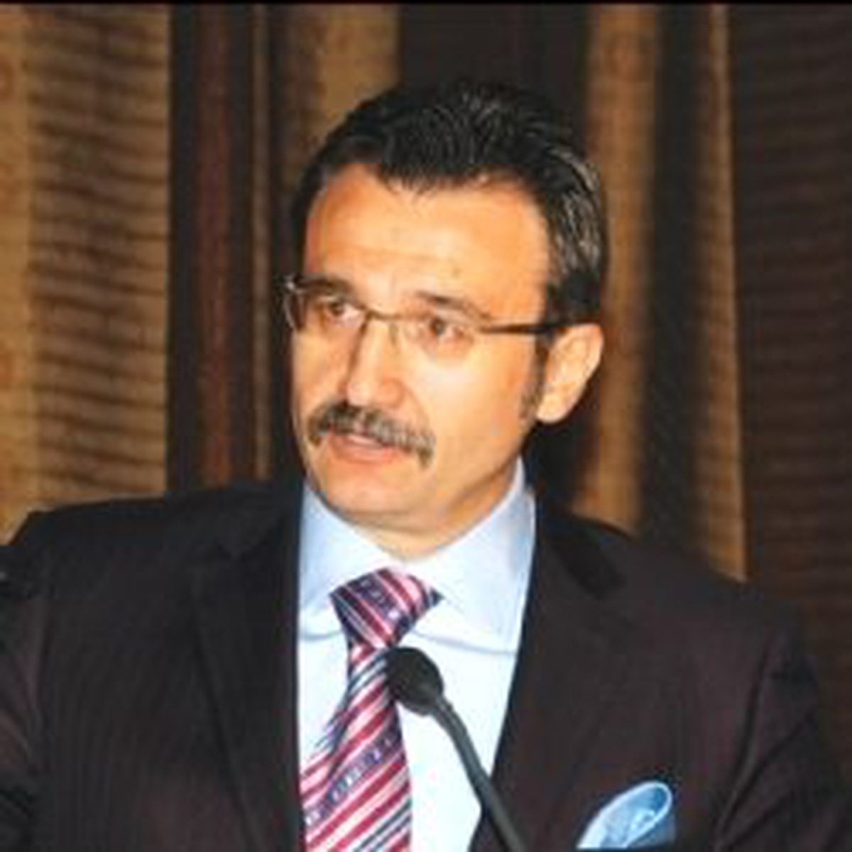 Kürşat Tüzmen: 'İsmim Miting Meydanlarında Meze Olmaz'