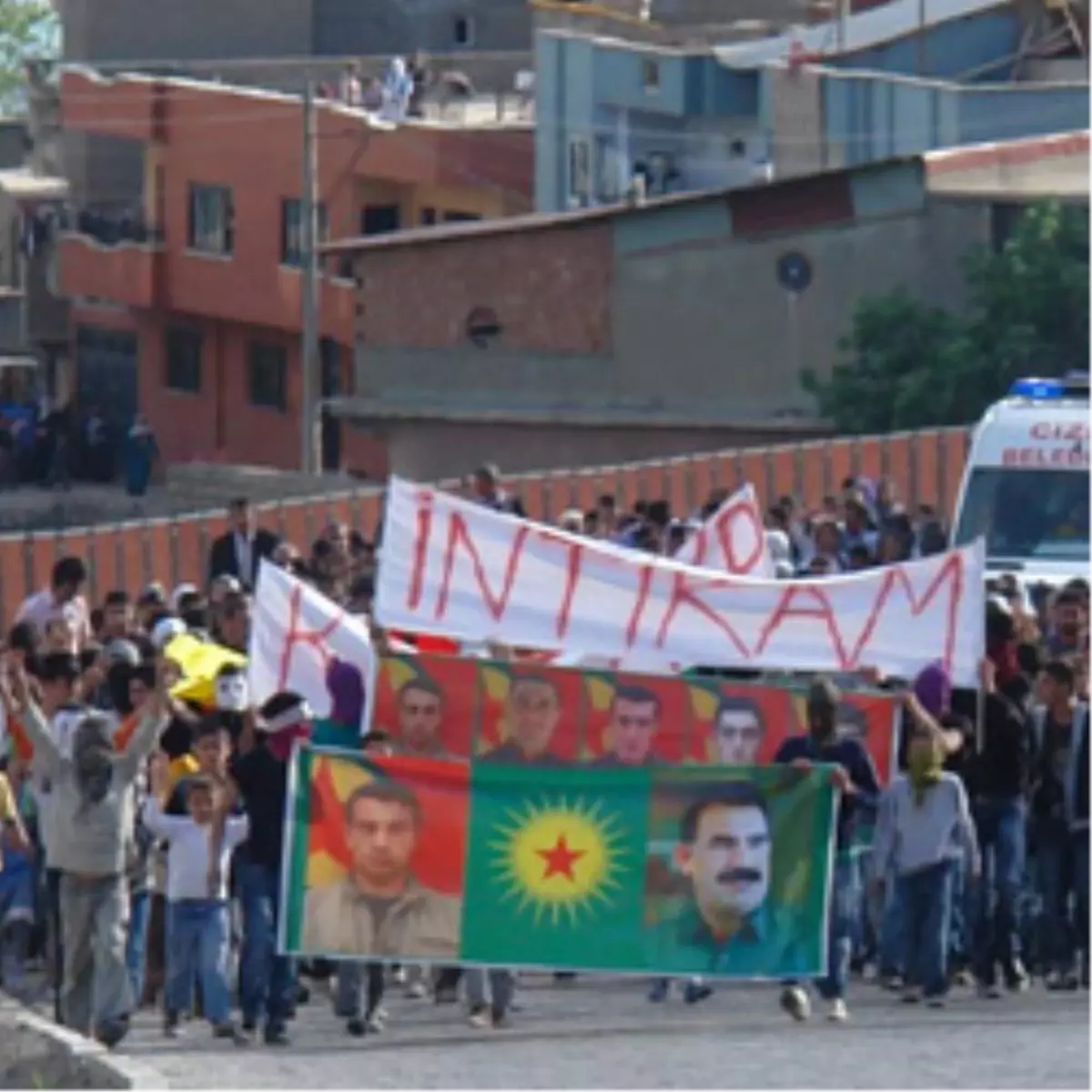 Sınırda Gergin Anlar / Video