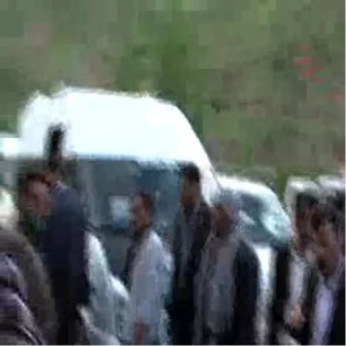 Uludere\'deki Cenaze Gece Defnedildi