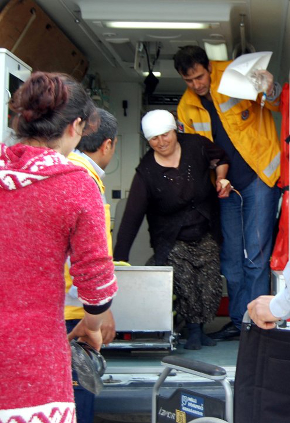 Çocukların Kavgasına Büyüklerde Karıştı, 7 Yaralı