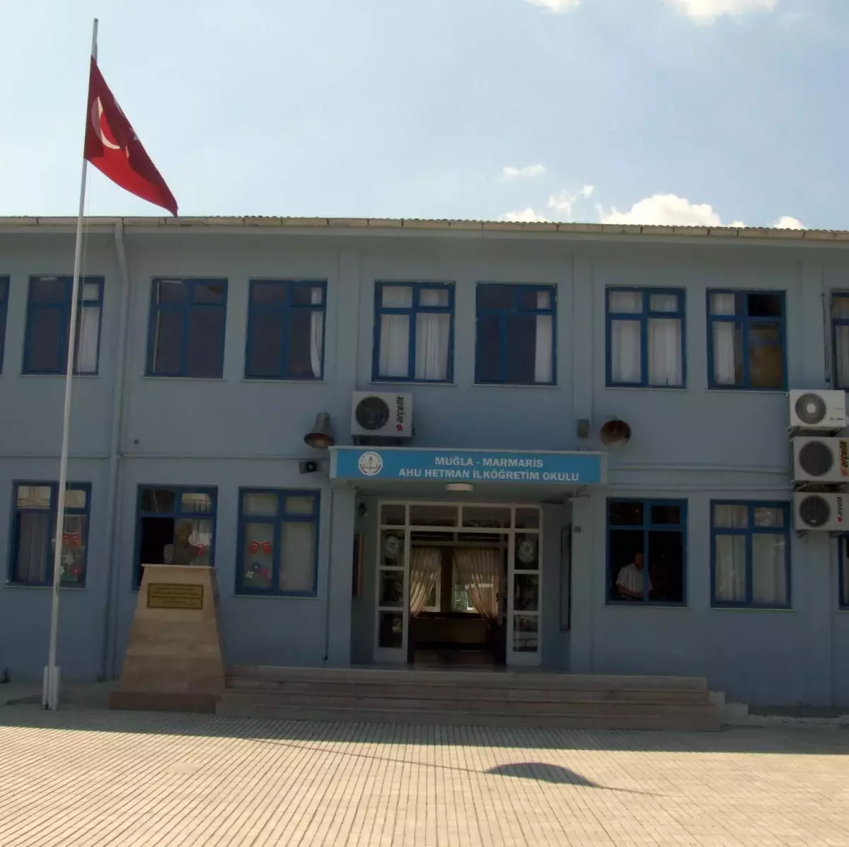 Soruşturma Açılınca Emekliliğini İstedi