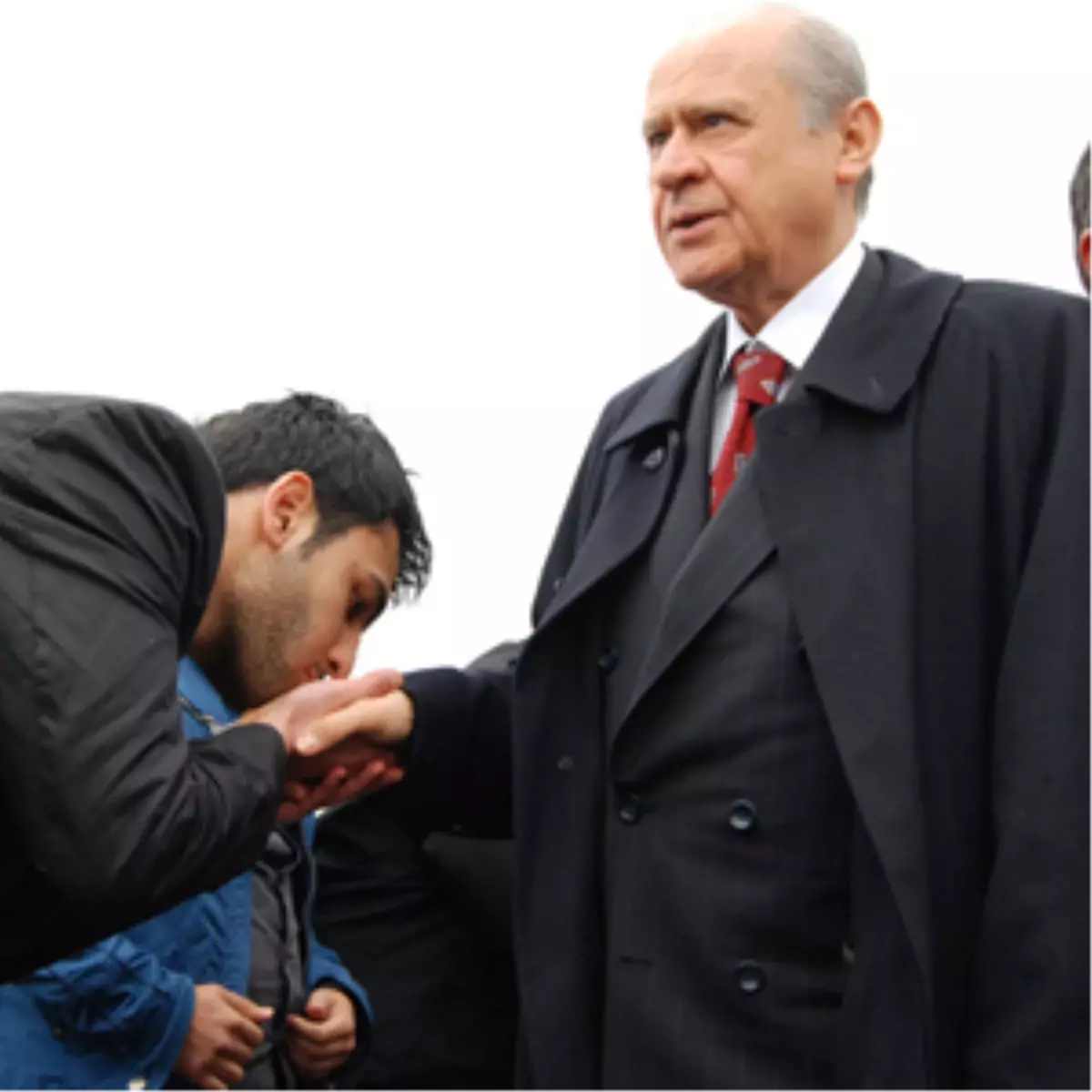 Bahçeli\'den Çok Sert 19 Mayıs Mesajı
