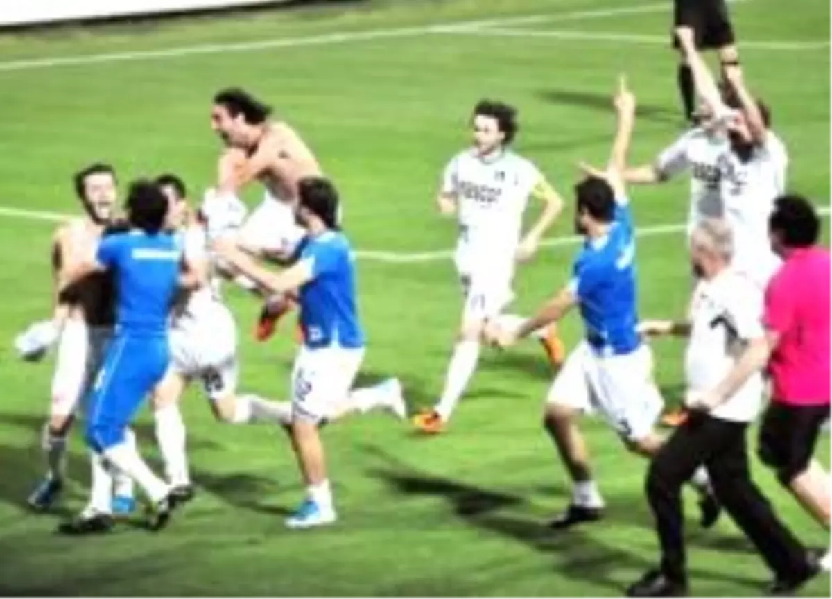 Finalin Adı Bandırmaspor-Sakaryaspor