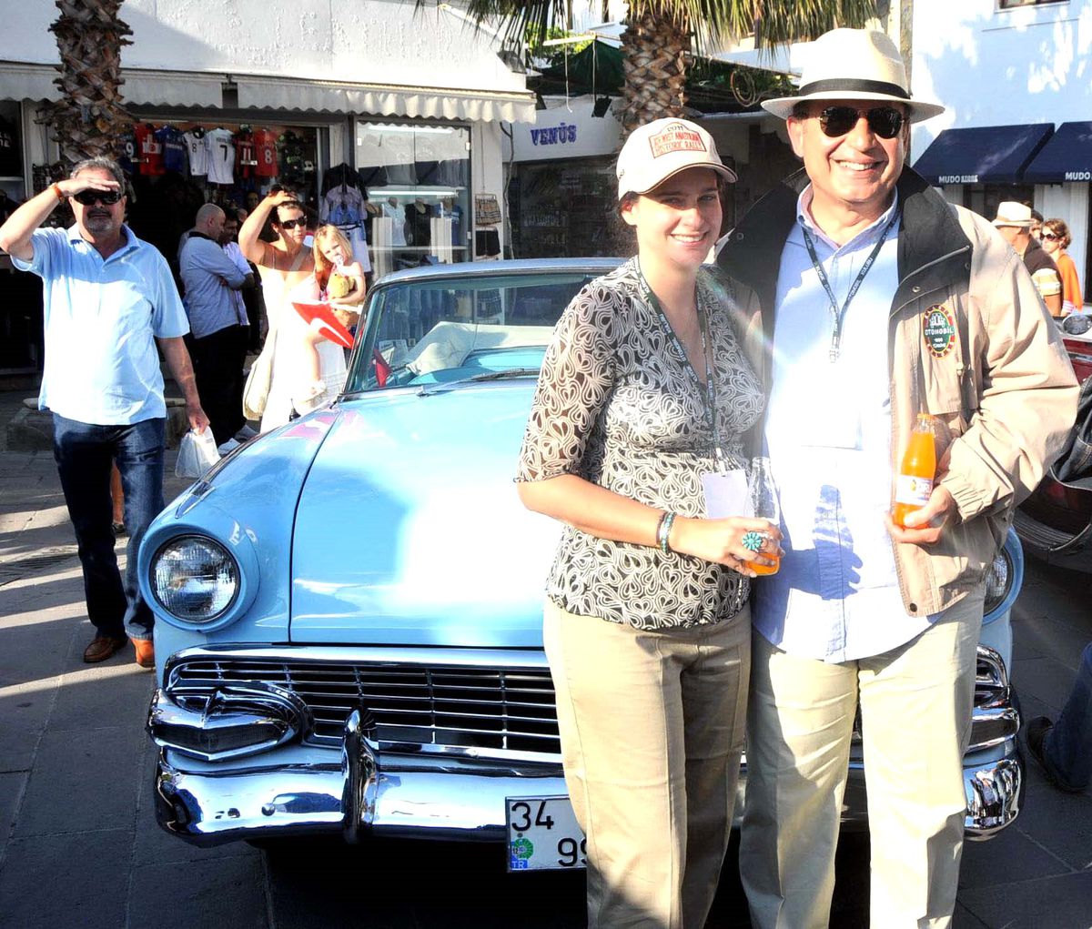 Klasik Otomobiller Bodrum'da Buluştu