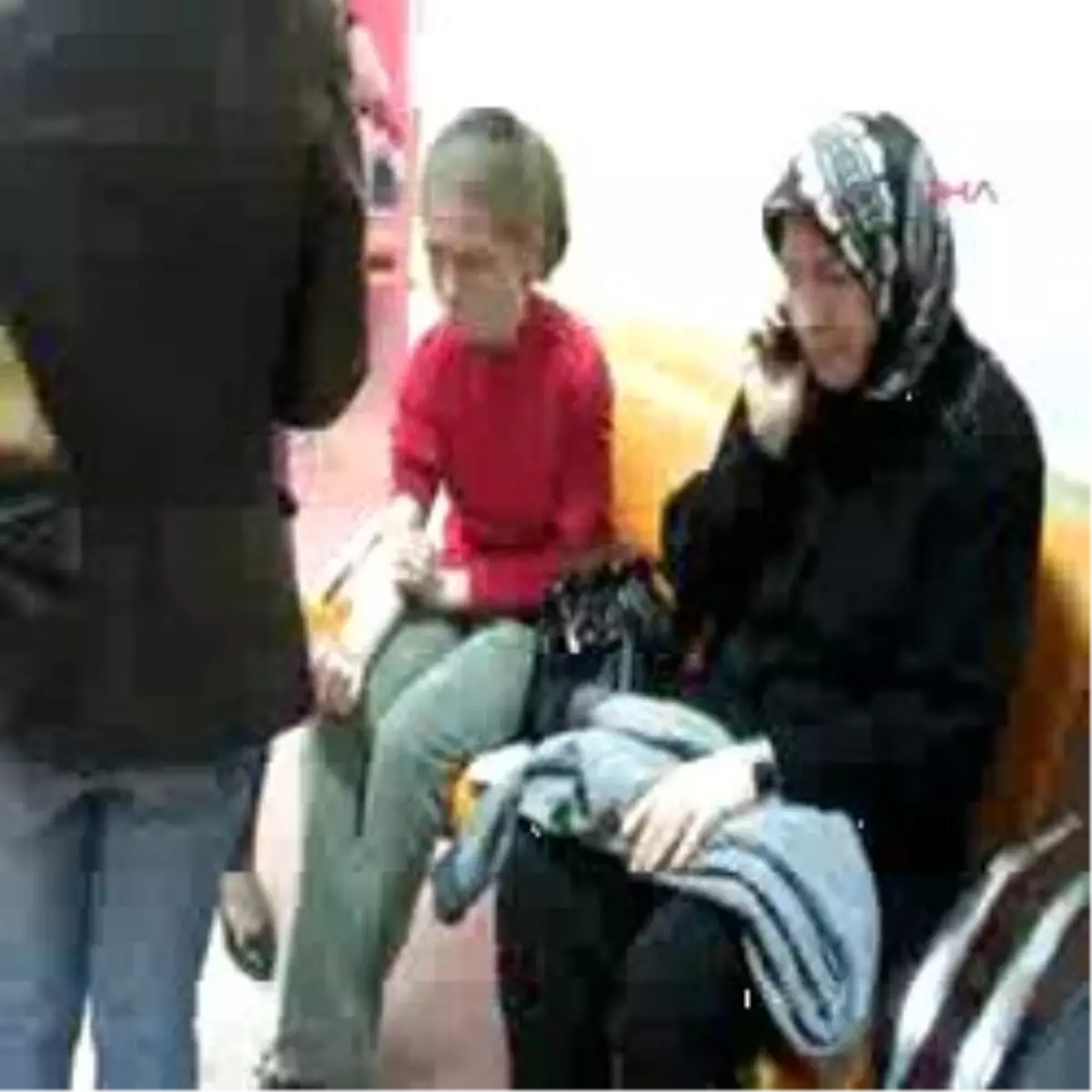 Sivas Ek Abdüllatif Şener\'in Eşi Kaza Geçirdi