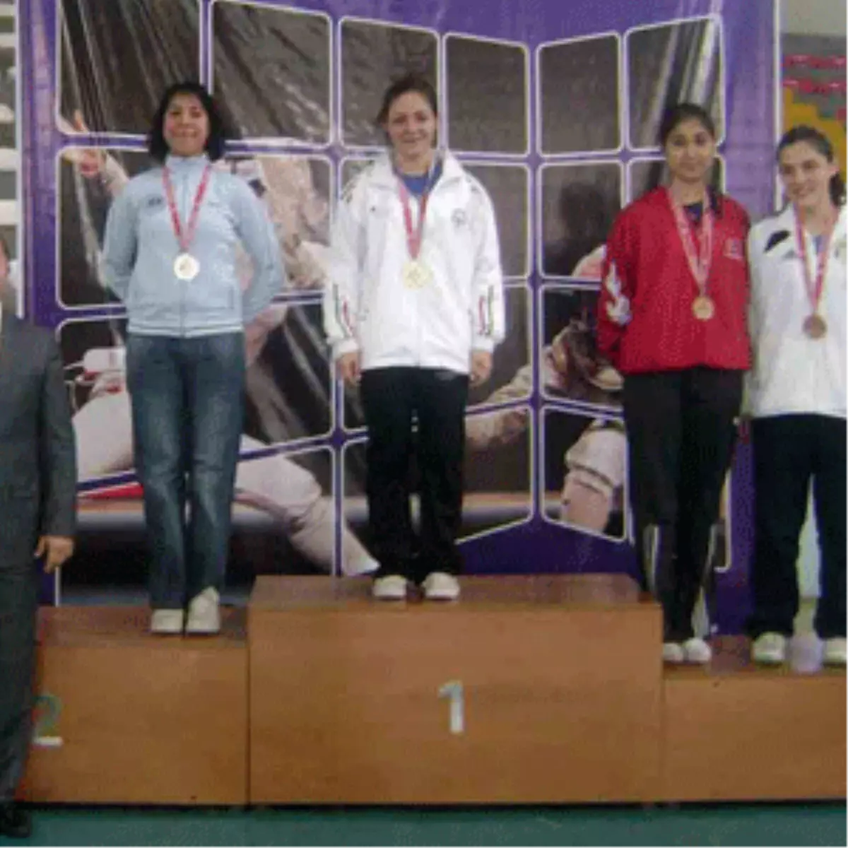 
Ayşe Cansu İkinci Oldu
