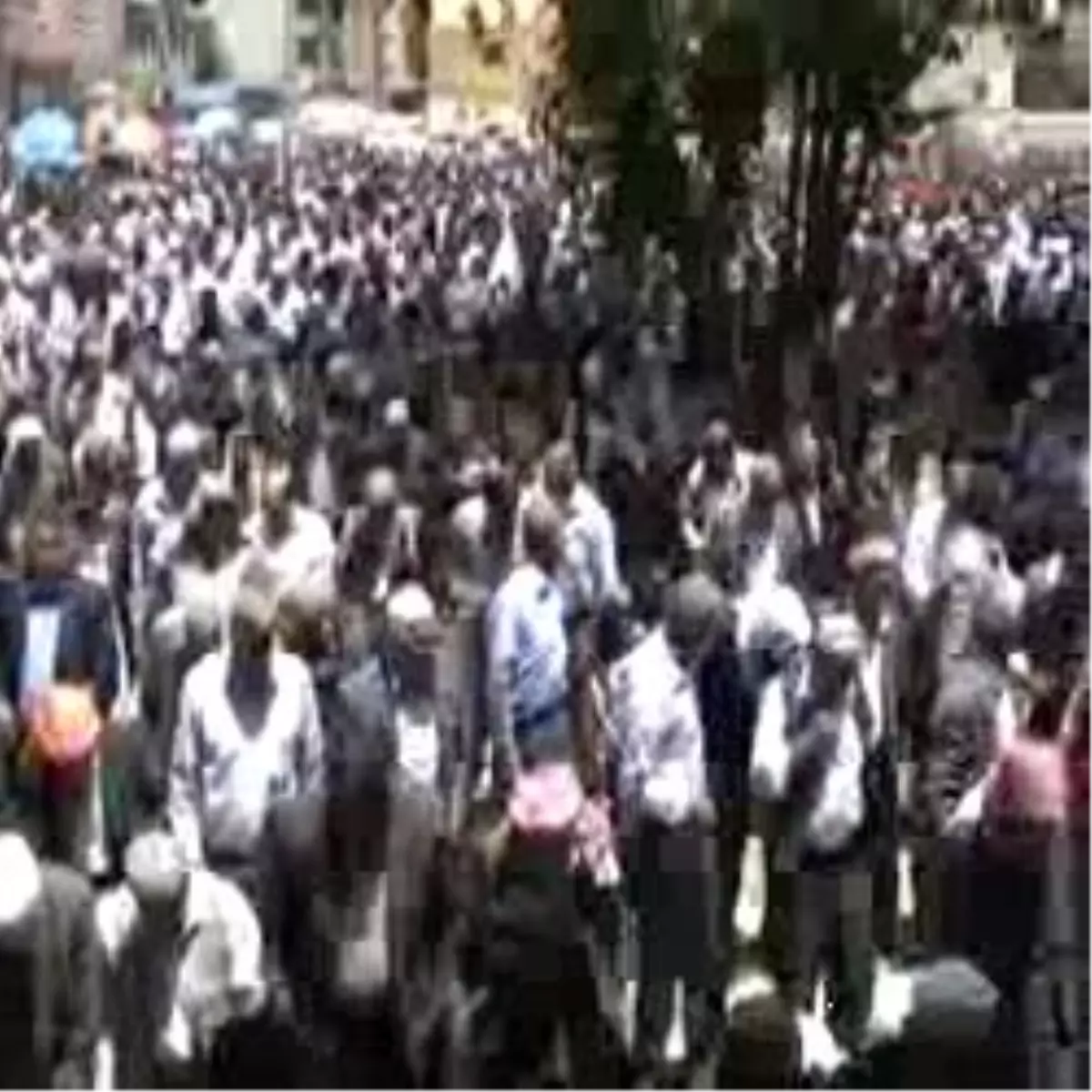 Güneydoğu\'da Cuma Namazı Eylemleri