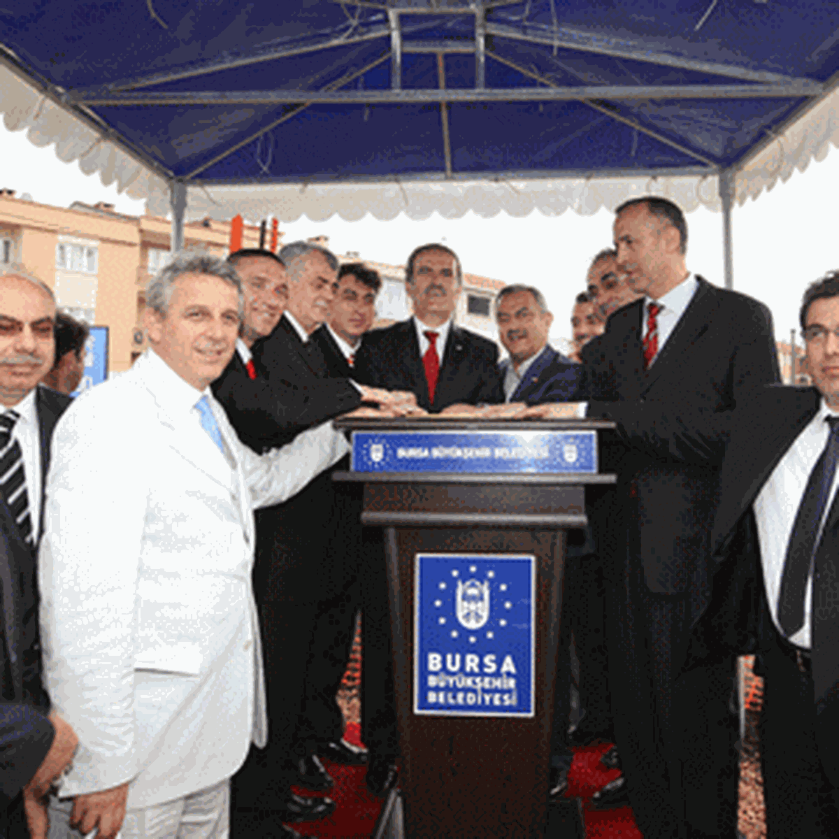 Gürsu’ya Yarı Olimpik Yüzme Havuzu