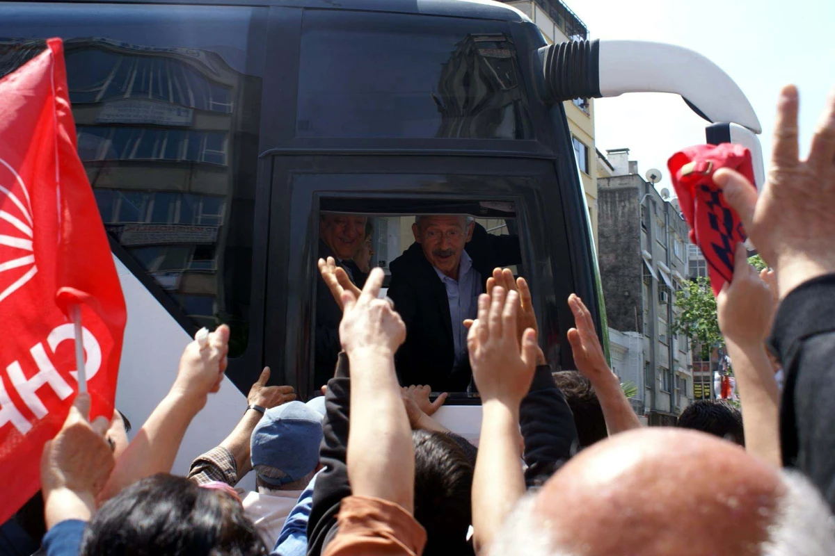 Kılıçdaroğlu, Başbakan\'ın Ergenekon Suçlaması ve \'uçan Yalancı\' Sözlerini Yargıya Taşıyor
