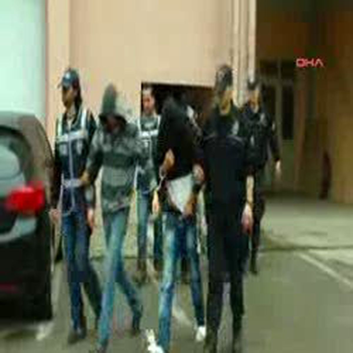 Kocaeli'de Uyuşturucu Tacirlerine Operasyon