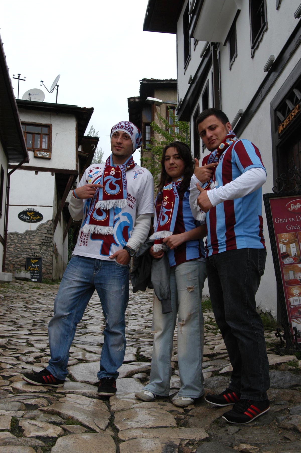 Trabzonspor Taraftarları Otelleri Doldurdu
