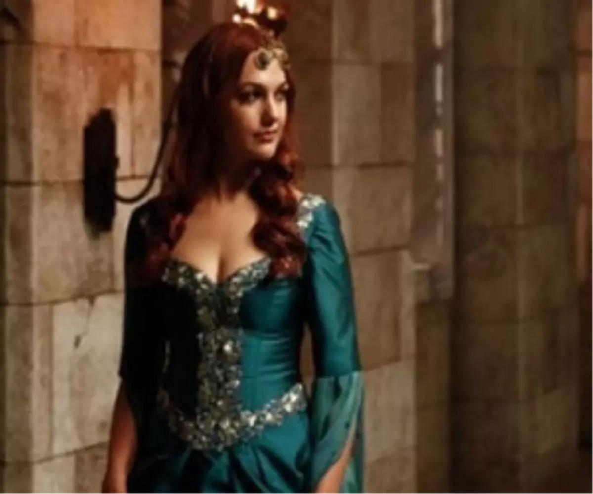 Hürrem\'in Yatağı Evteks\'te Görücüye Çıktı