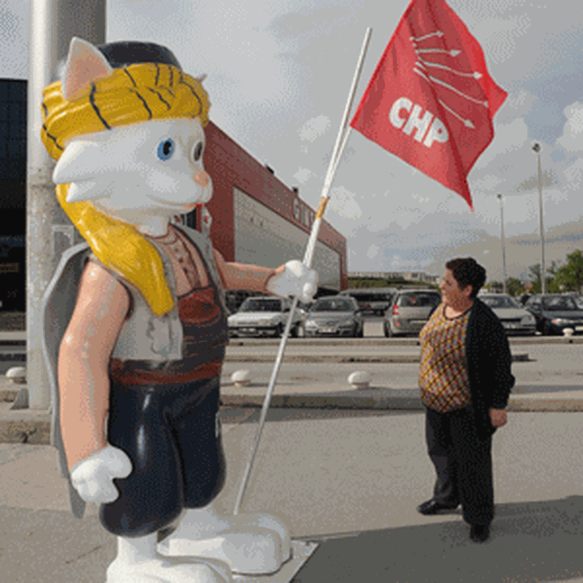 Misketi de Siyasete Bulaştırdılar