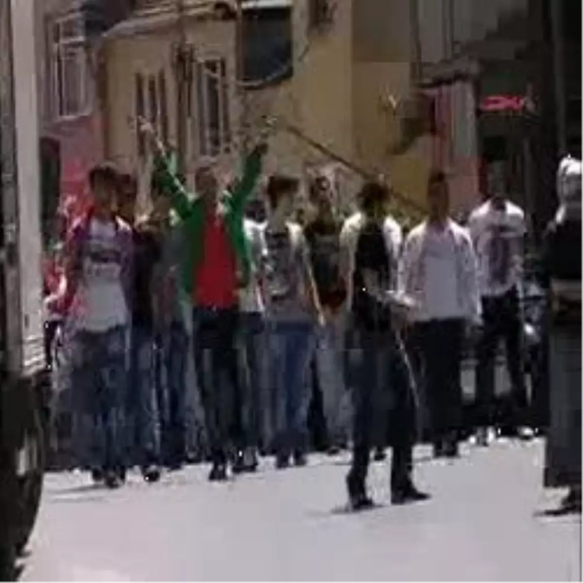 Çağlayan\'da Gerginlik