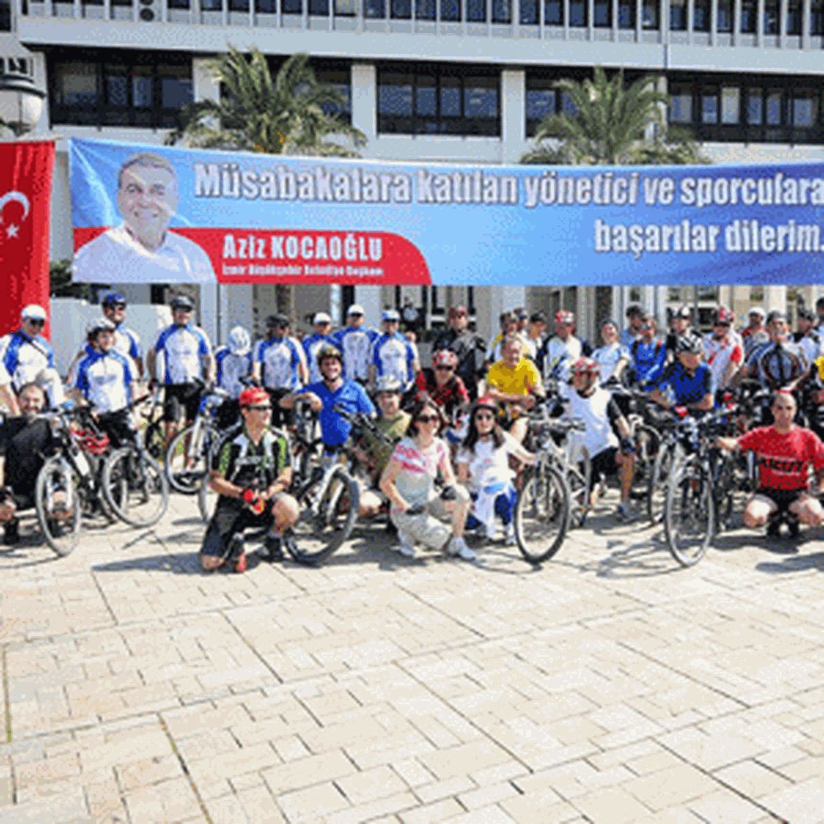 Pedallar 'Dostluk' İçin Döndü