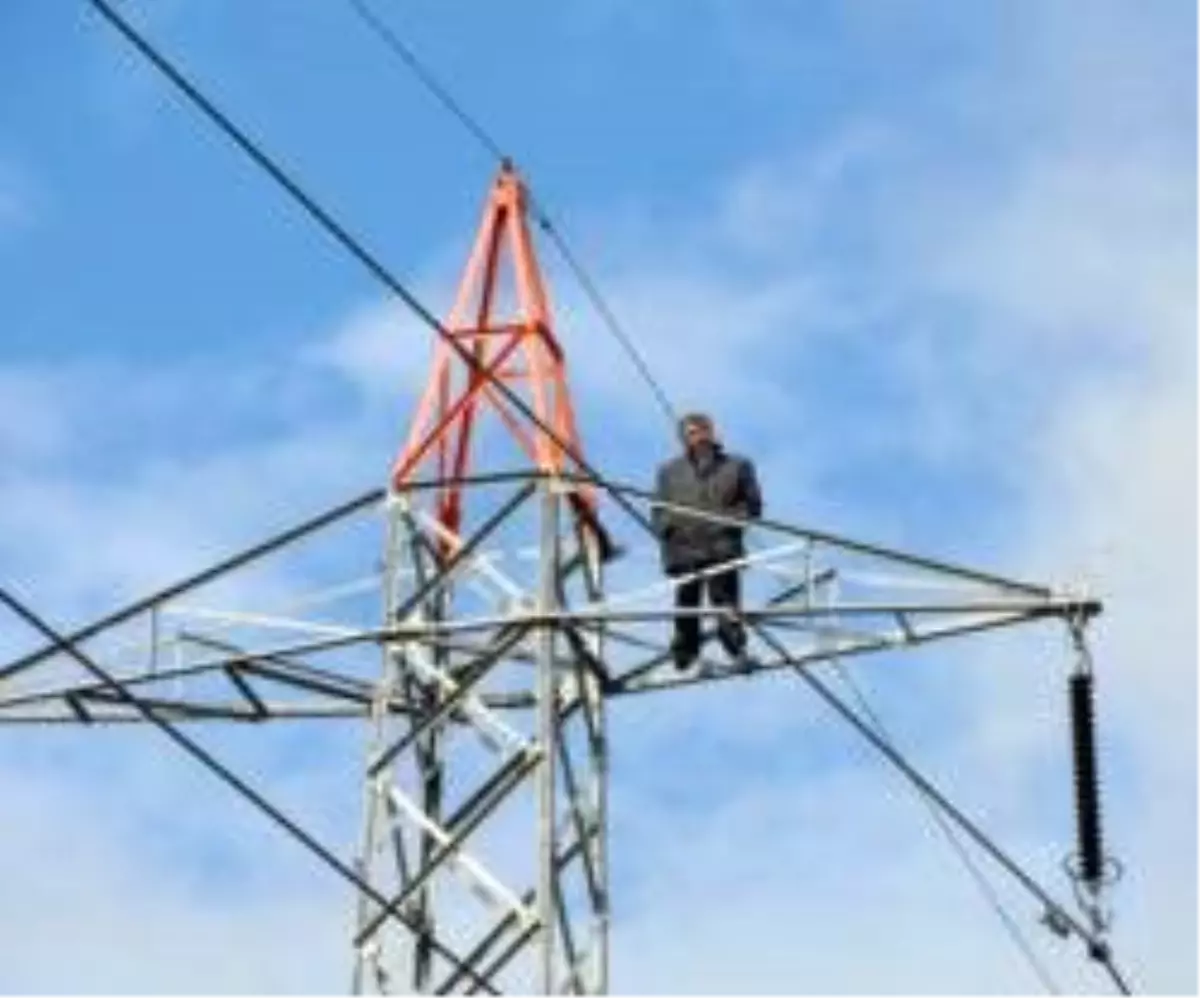 Sanayi Üretimini Durduran İntihar Girişimi