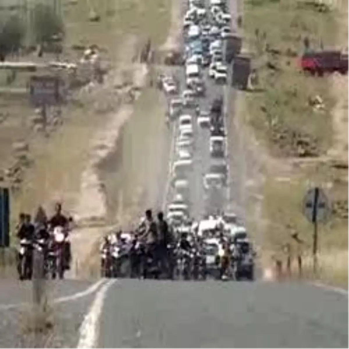 Barzani\'ye Giden Elçi, \'kürtler Güçlü Bir İttifak Peşinde\'