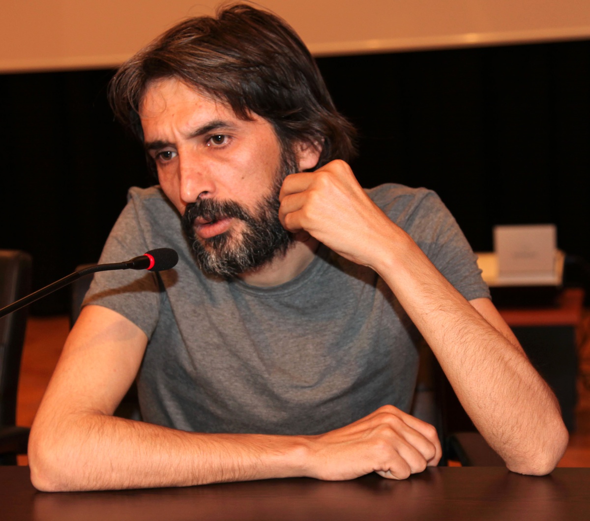 Üniversitemizde Memleket Meselesi Filmi Üzerine Söyleşi Gerçekleştirildi
