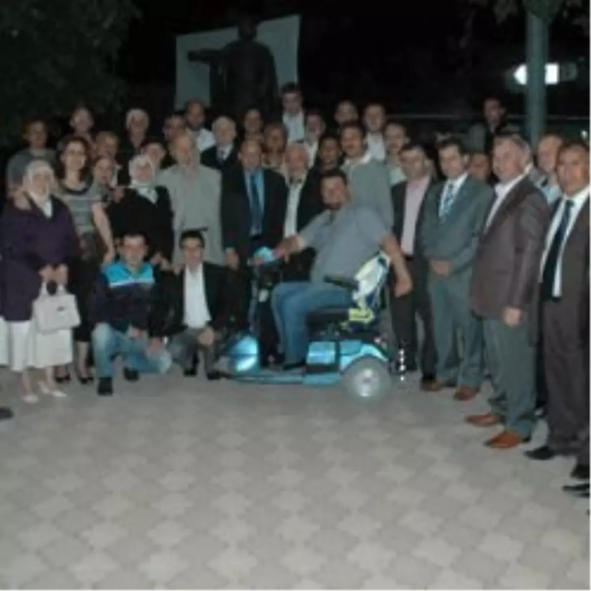 
Fikri Işık, Gece Yarısına Kadar İhsaniye De Çalıştı
