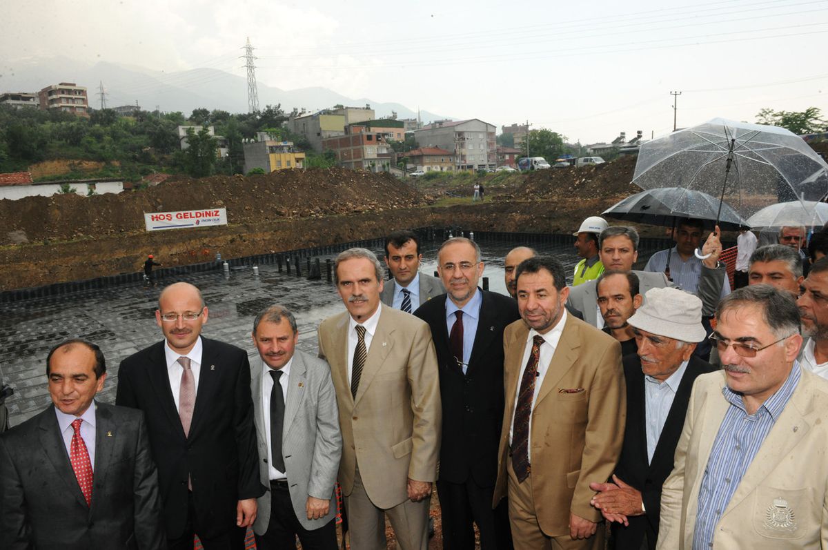 Kestel’e Yarı Olimpik Yüzme Havuzu