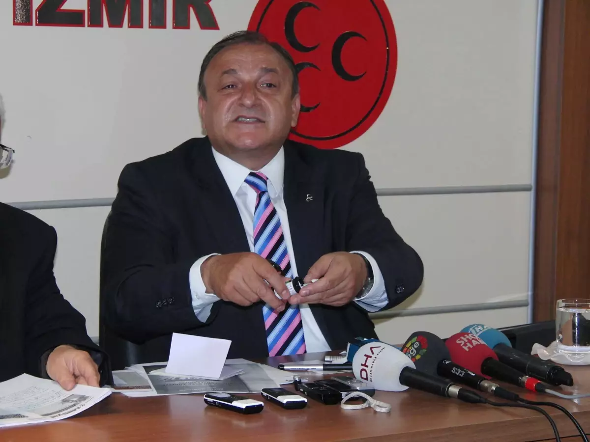 MHP'li Vural: Başbakan Kaset İpine Sarıldı