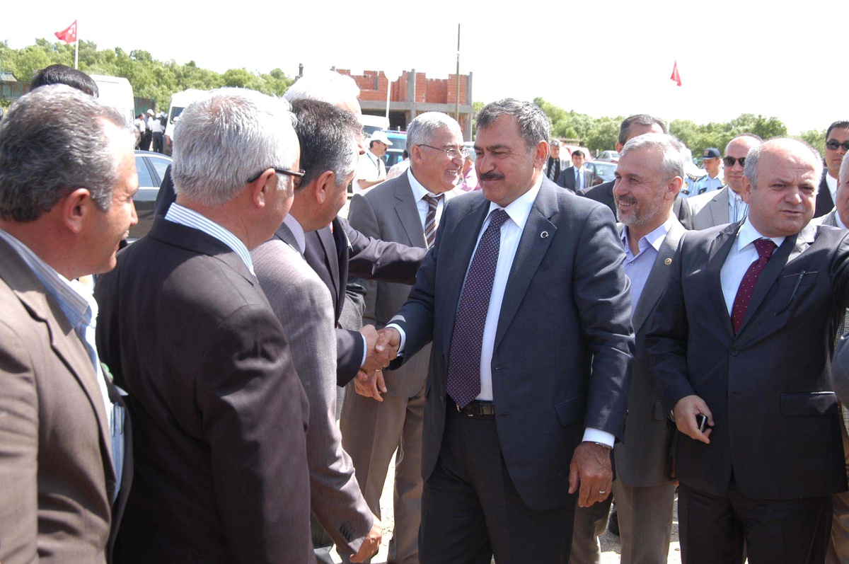 Bakan Eroğlu, 'Biz Sözümüzün Eriyiz'
