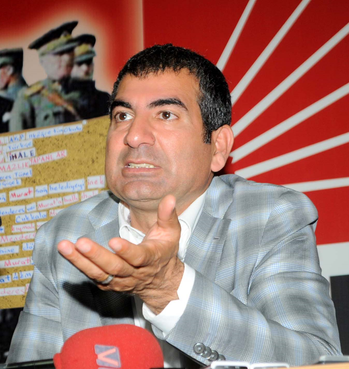 CHP Adayı Sapan'dan AK Parti Adayı Türel'e Suçlama