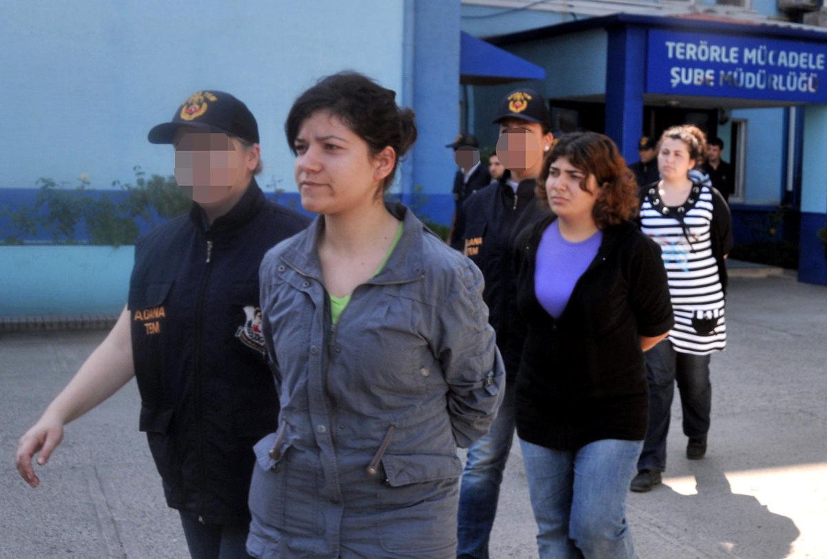 Deniz Gezmiş'i Anmaya Soruşturma: 25 Gözaltı