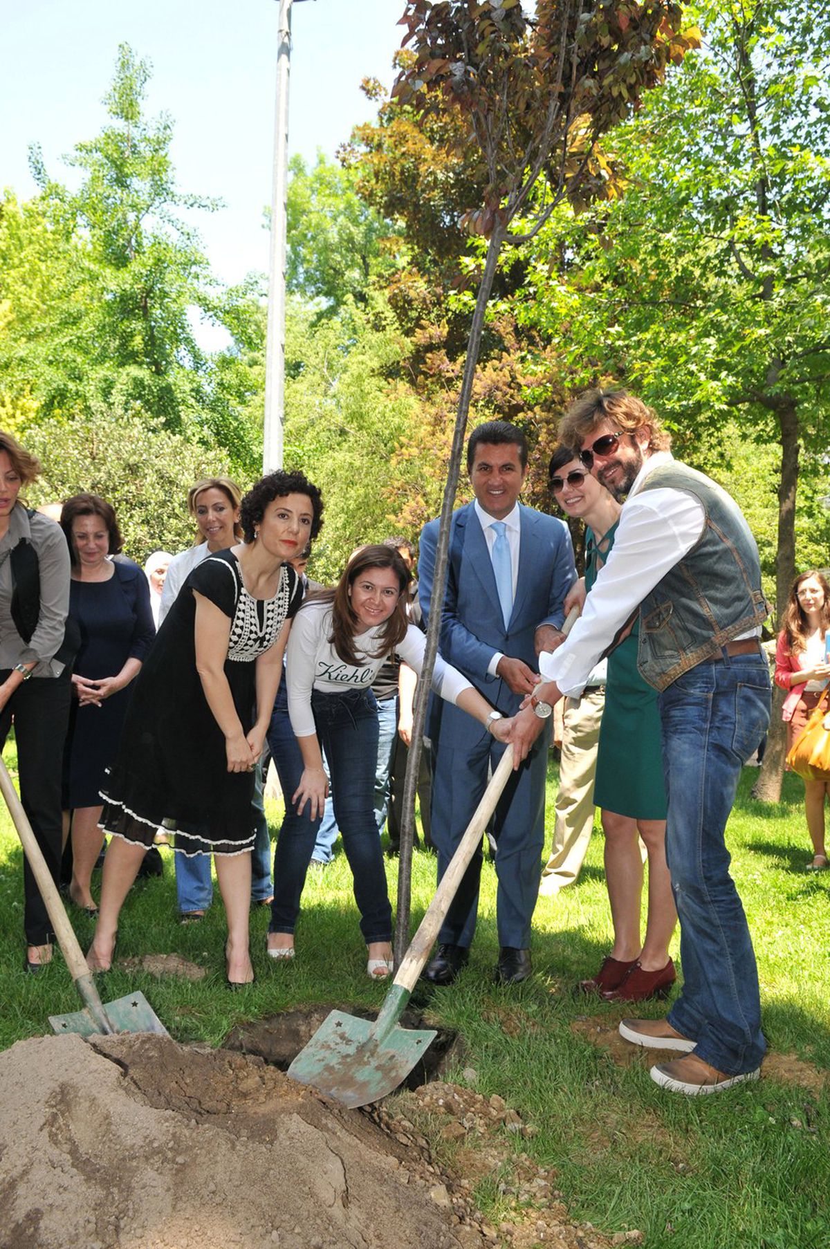 Şişli Parkları Yeşilleniyor