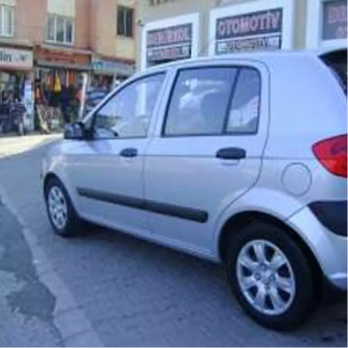 Trafikte 400 Bin \'Bomba\' Dolaşıyor!