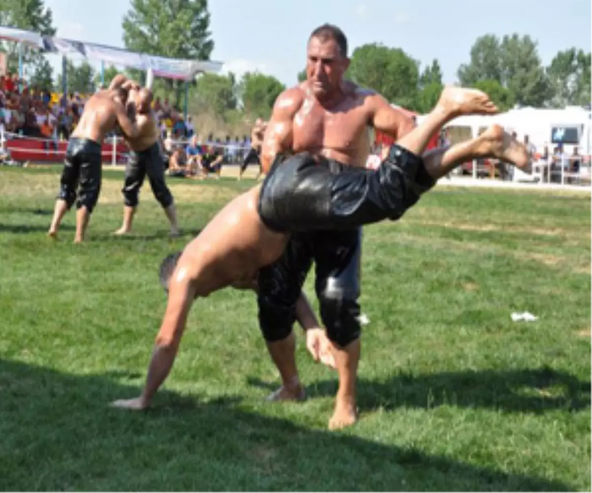 "2. Beyağaç Hüseyin Çokal Yağlı Pehlivan Güreşleri"