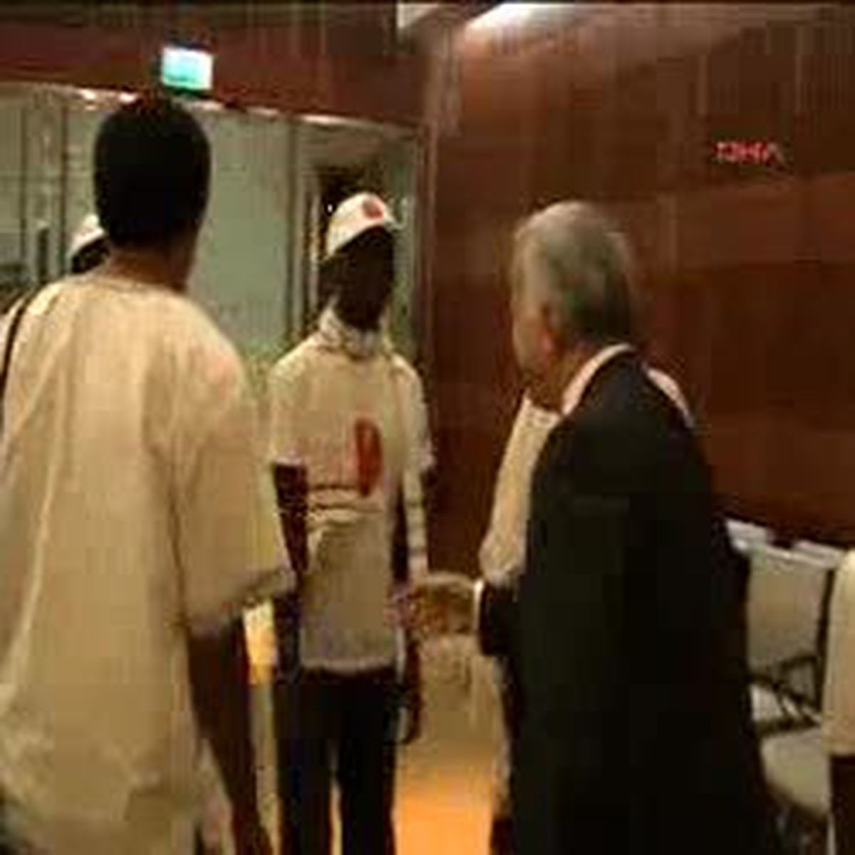 Etiyopyalı "Ama" THY\'den İnek İstedi