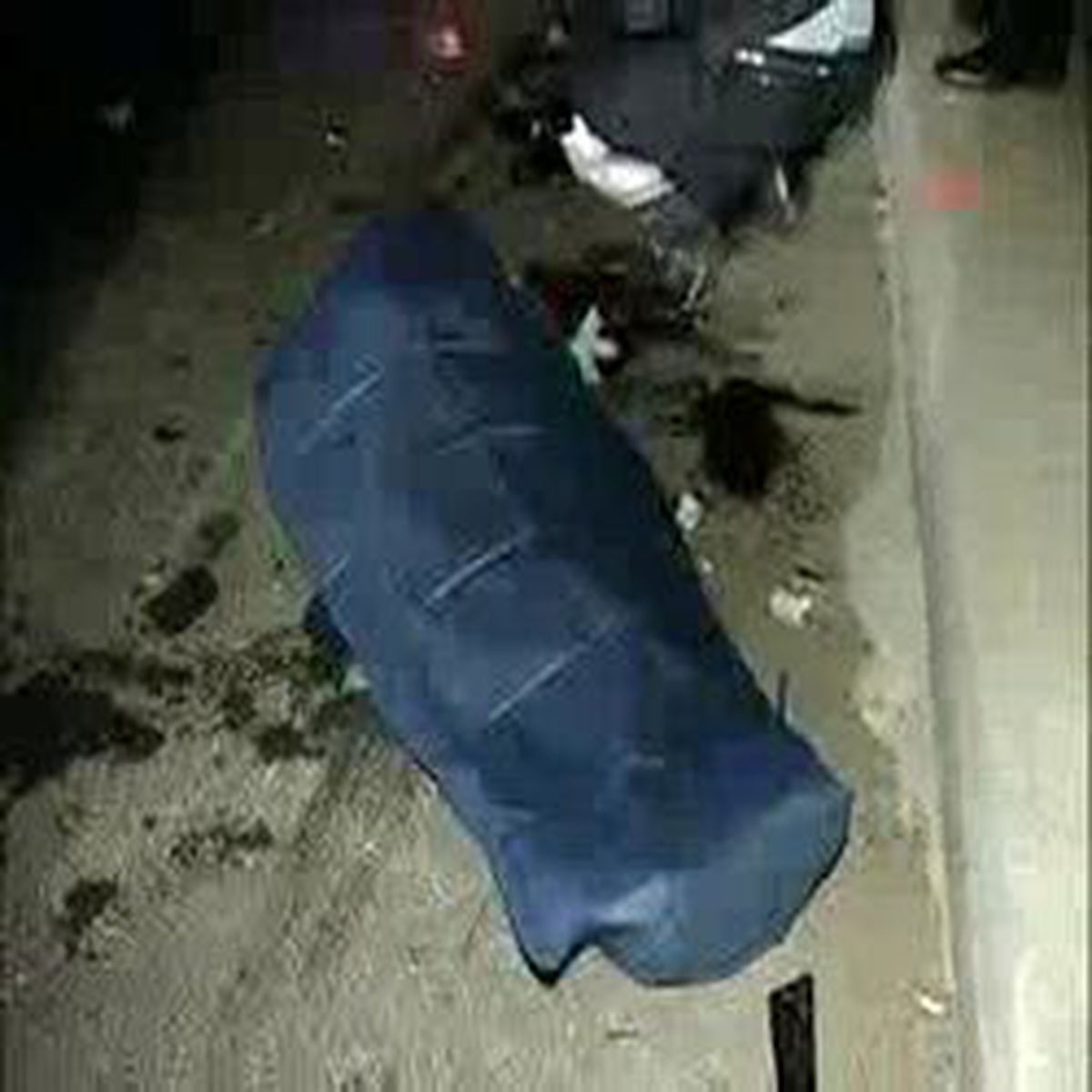 Takla Atan Otomobilin Altında Can Verdi