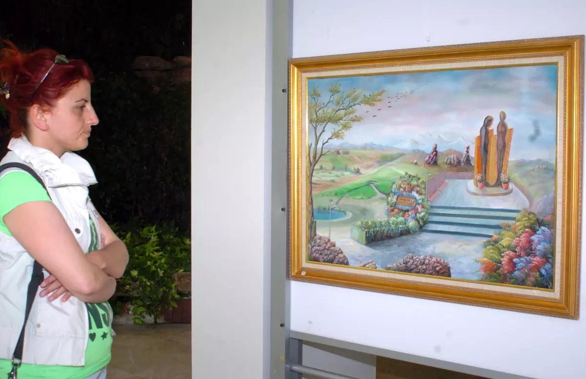 "Ucube" Tablolu Resim Sergisi Açıldı