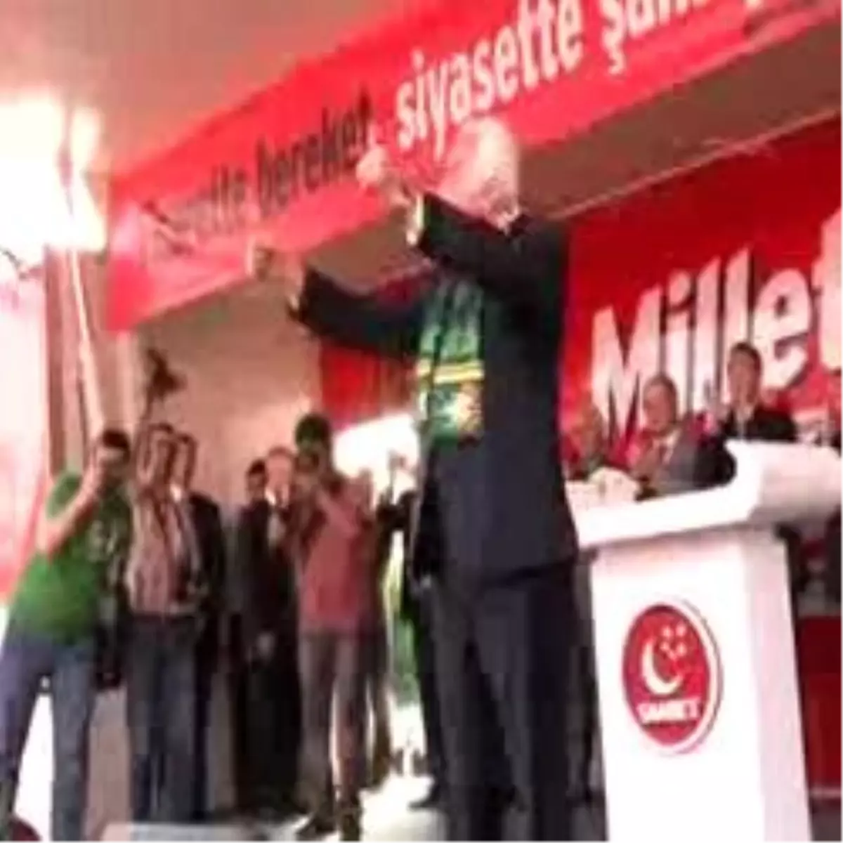 Kamalak: "Sizin Kitabınız mı Değişti? Siz mi Değiştiniz?"