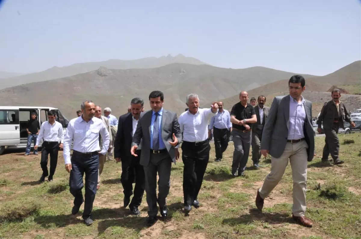 Demirtaş: Cesedimizi de Çiğnesen Senin Gibi Zalimin Önünde Diz Çökmeyiz