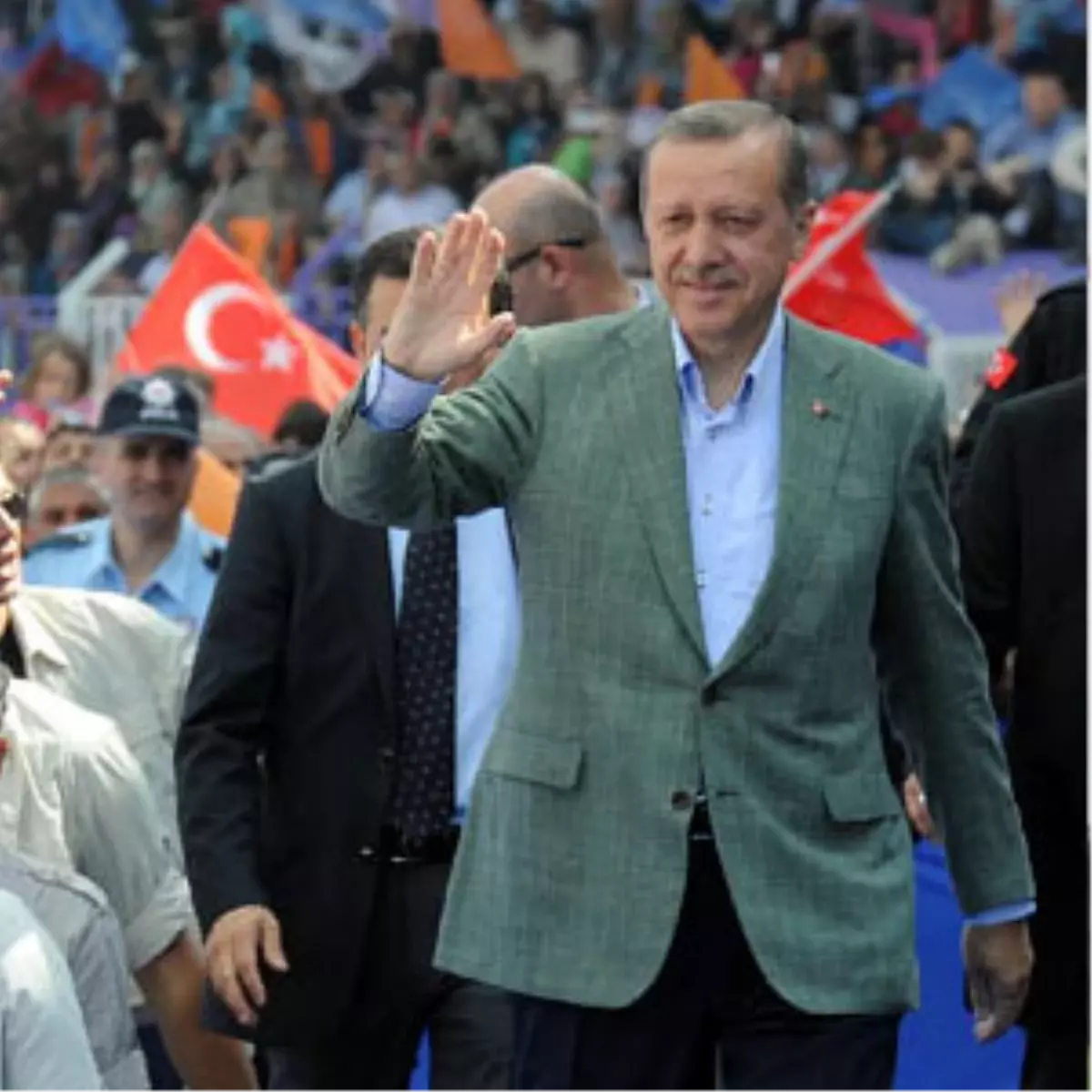 Miting Öncesi Büyük Operasyon!
