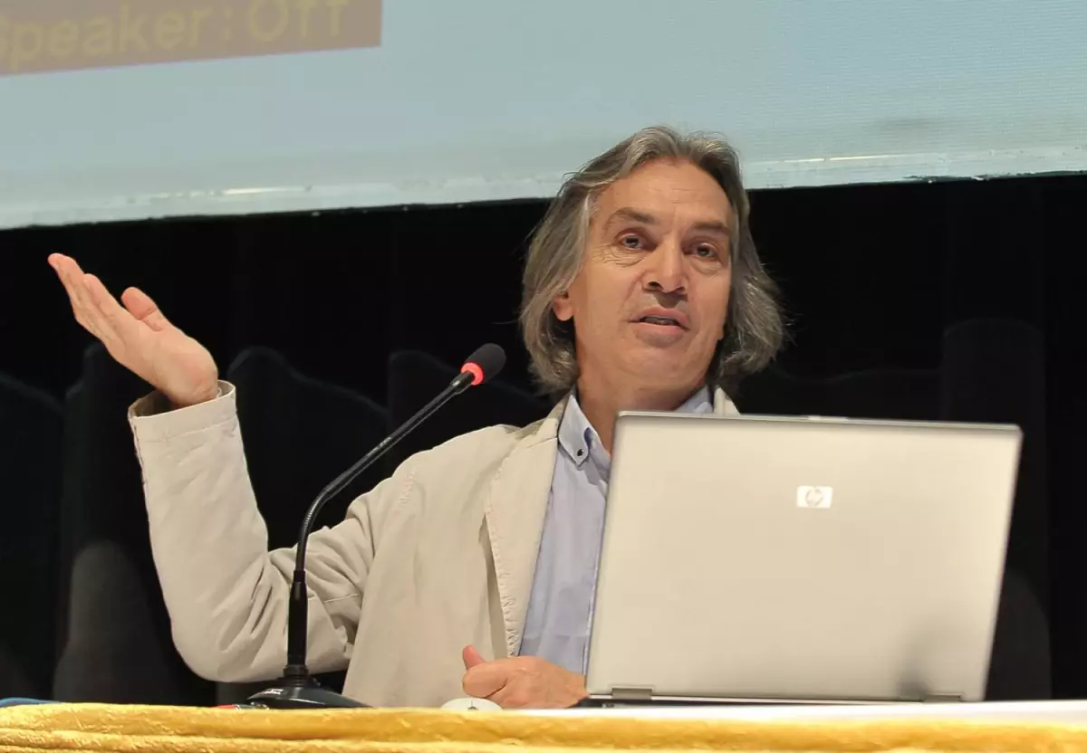 Kültür Ve Medeniyet Konferasına Yoğun İlgi