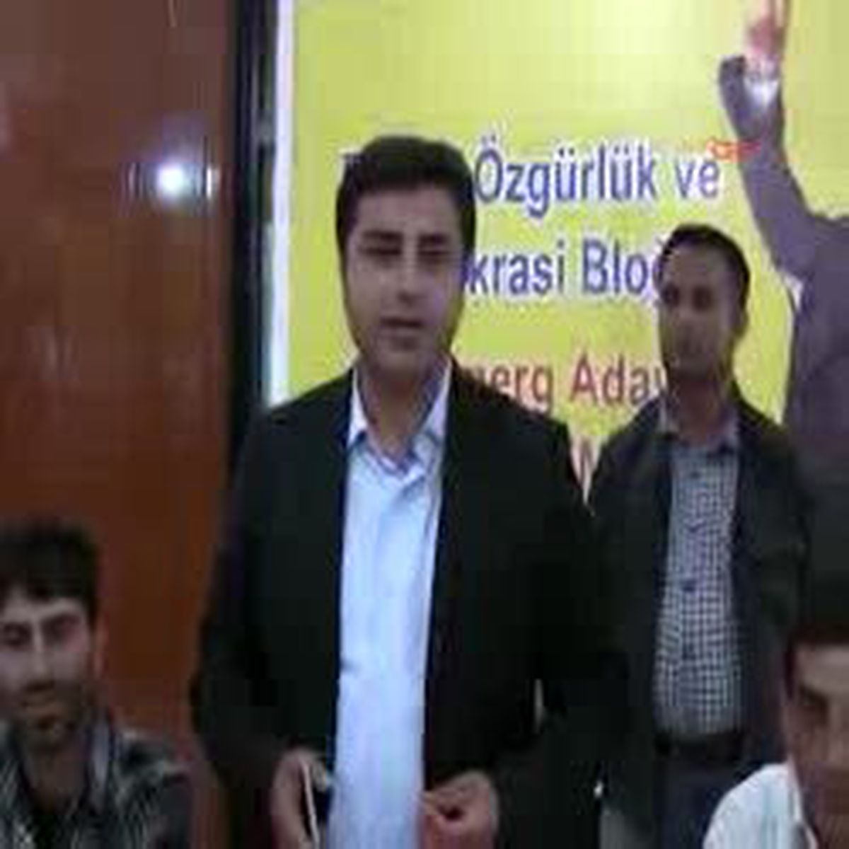 Demirtaş: "Başbakan Son 8 Yılın En Başarısız Mitingini Yaptı"