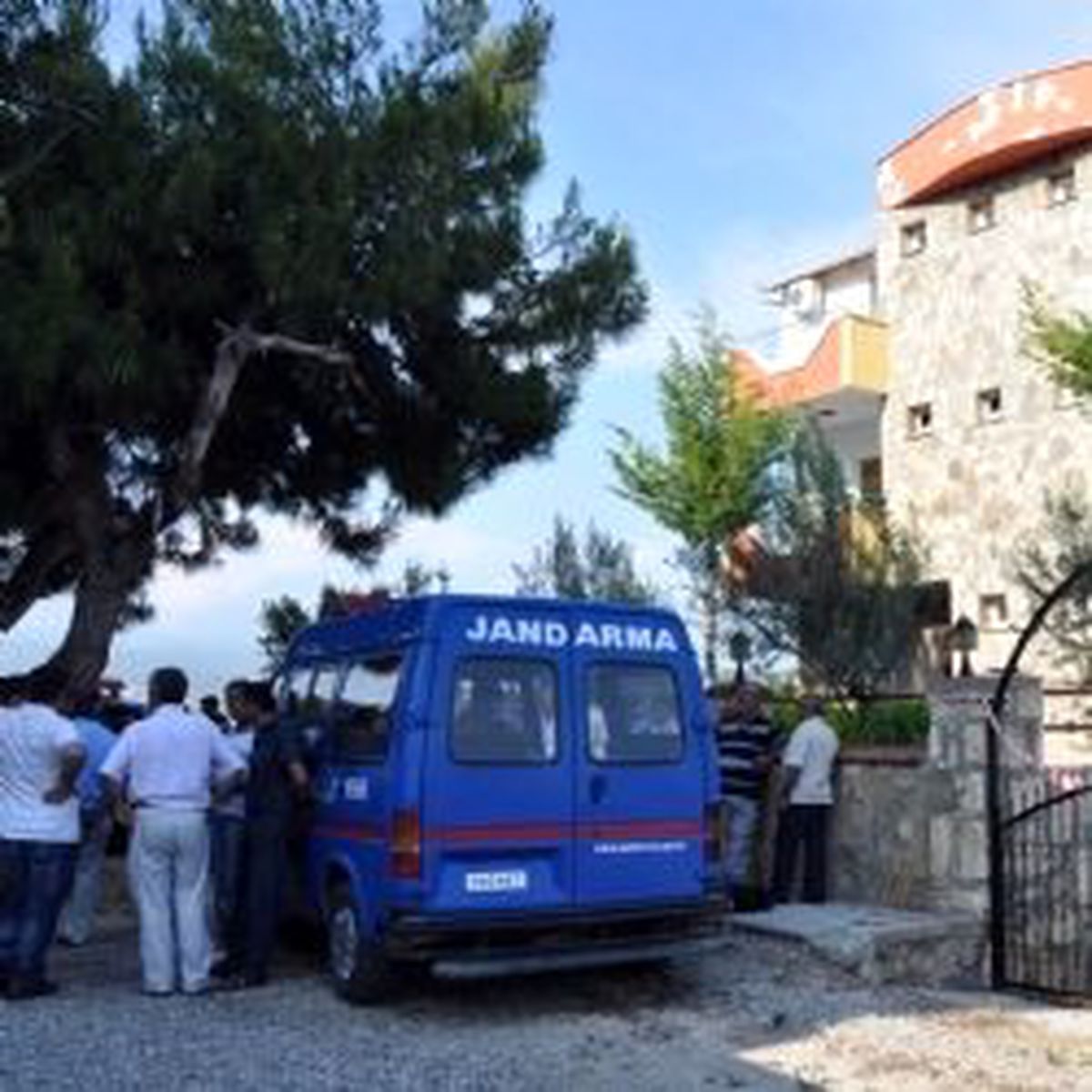 Otel Sahibi Ölü Bulundu