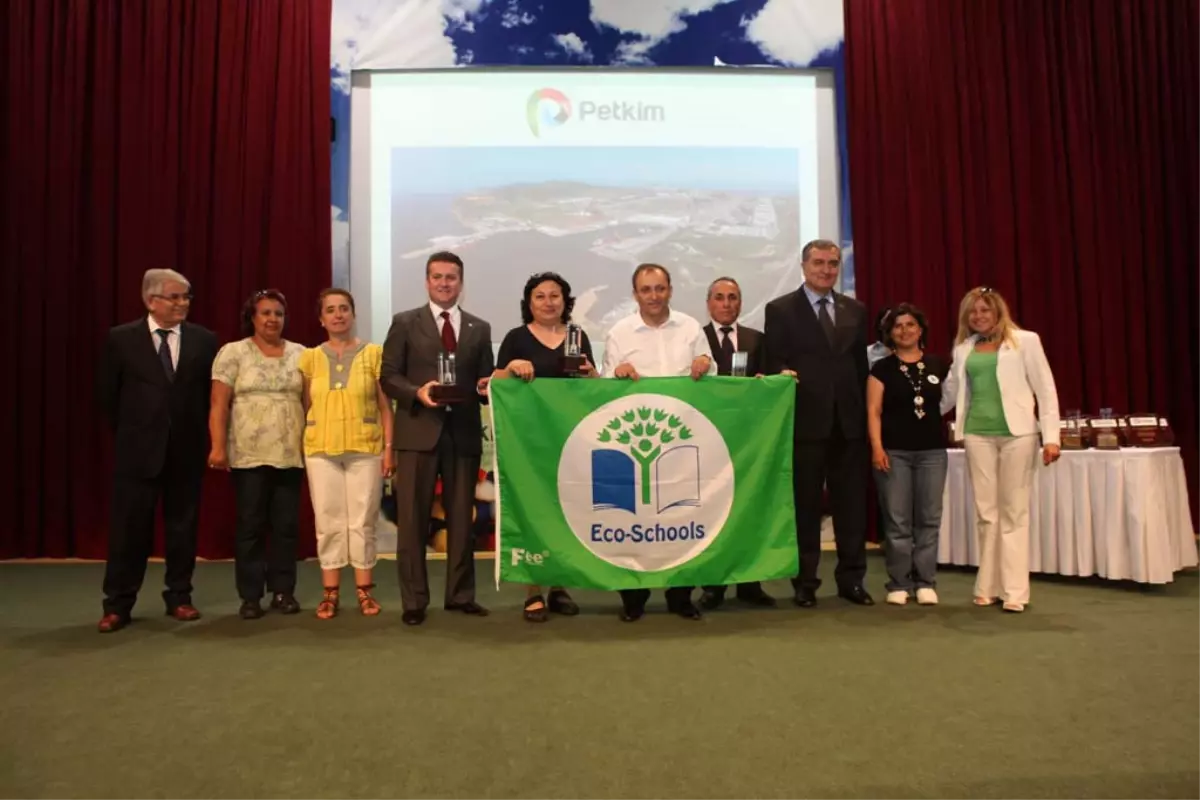 Haydar Aliyev Ormanına 11 Bin 300 Fidan Daha