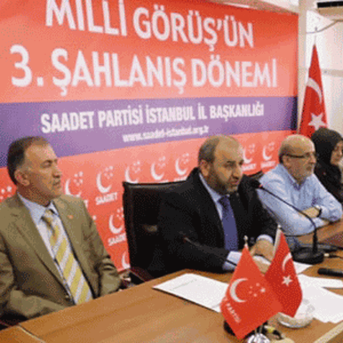 Medyadaki ve Meydanlardaki Ambargoya Rağmen İktidara Geleceğiz