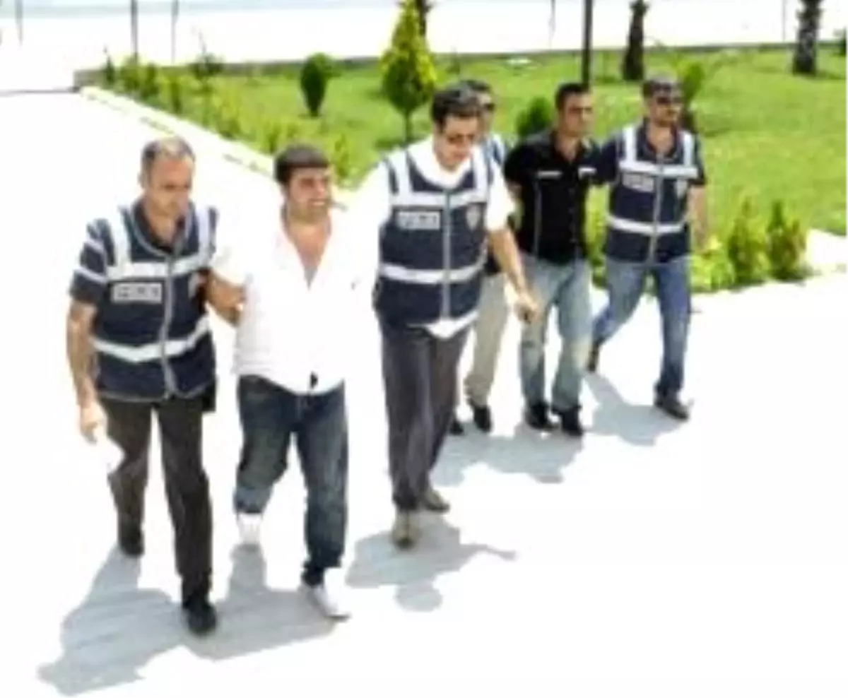 Mefruşatçı Cinayetinde 3 Tutuklama