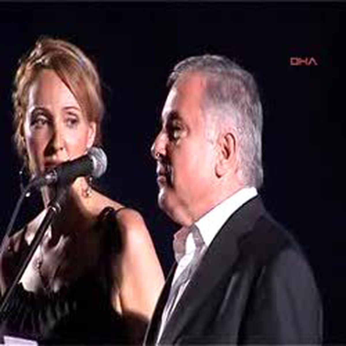 Rus Nazım Severler İçin Okudu