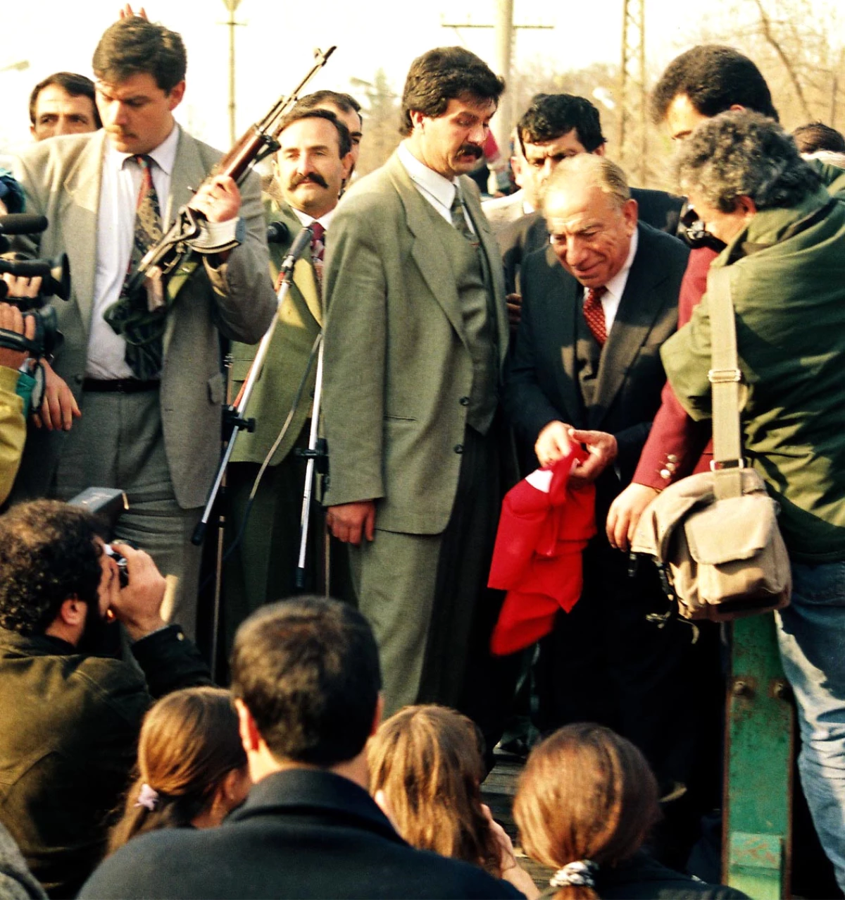 16 Yıl Önce MHP\'nin Diyarbakır Mitingi