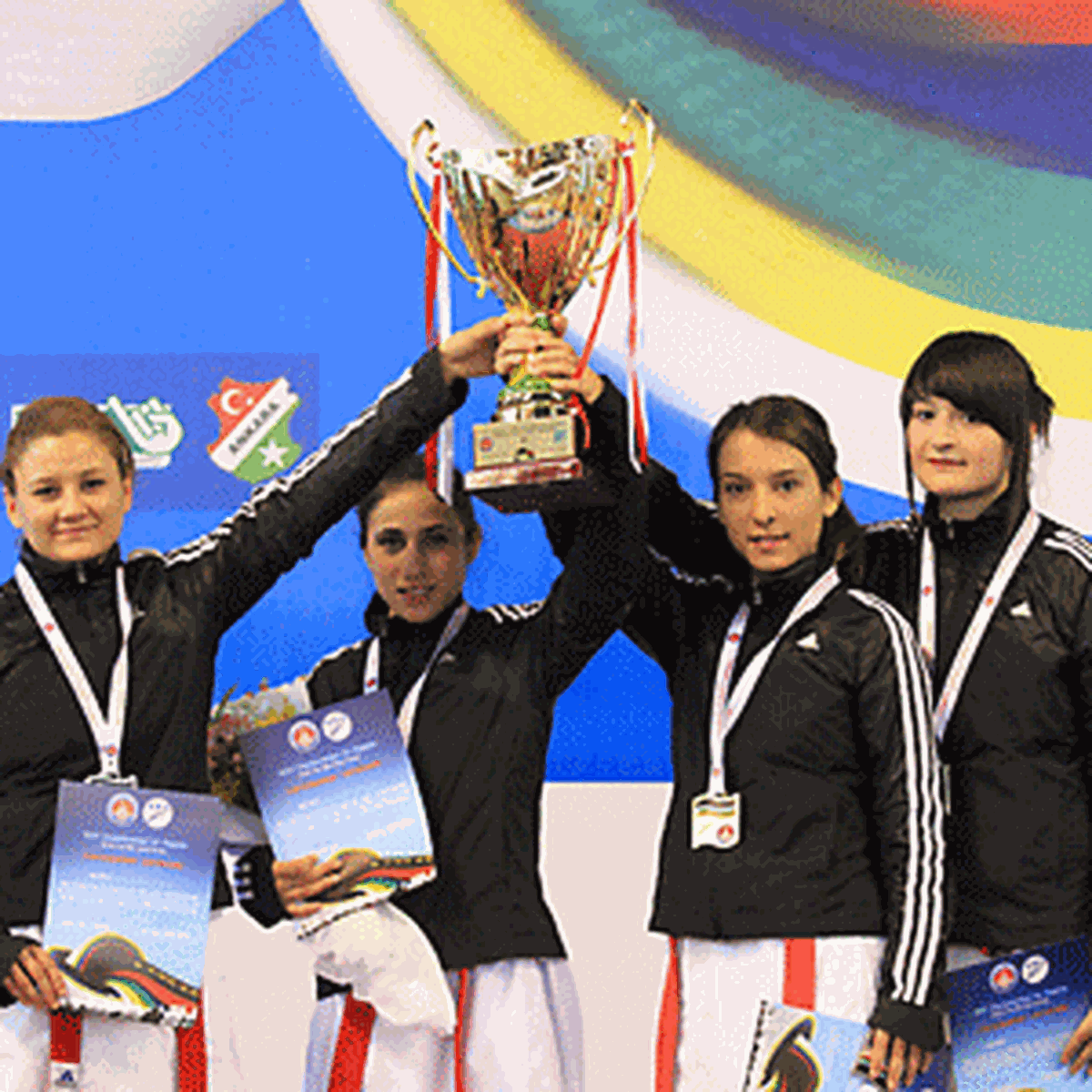 Karate\'de Avrupa İkincisi Olduk