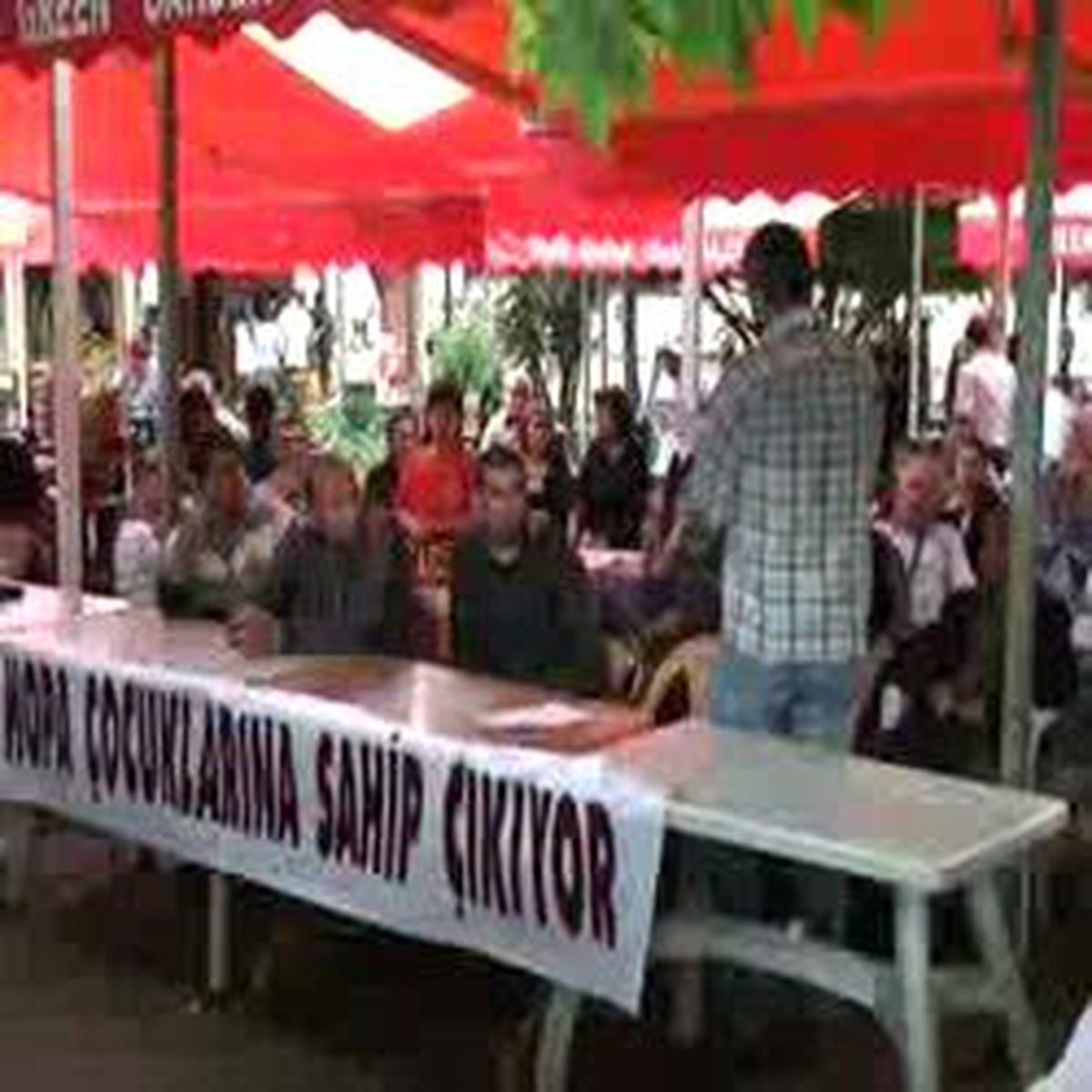 Serbest Bırakılan 16 Kişi Hopa'ya Döndü