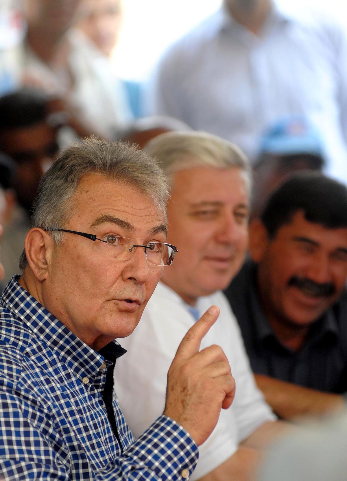 Baykal: Başbakan Eskisi Kadar Rahat Değil