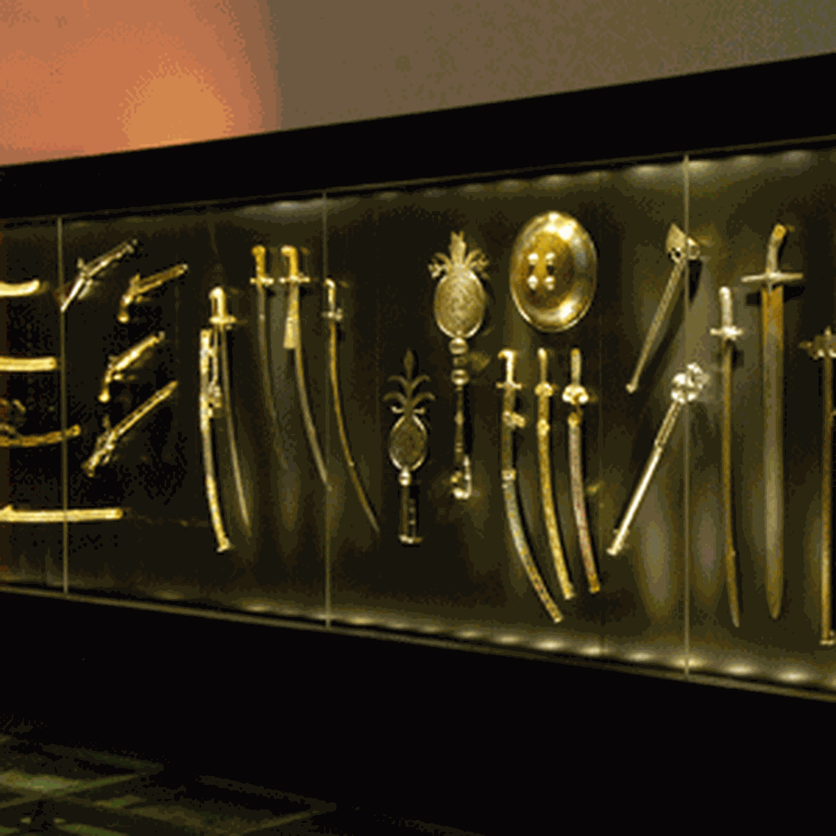 Topkapı Sarayı Silah Seksiyonu Yenilendi